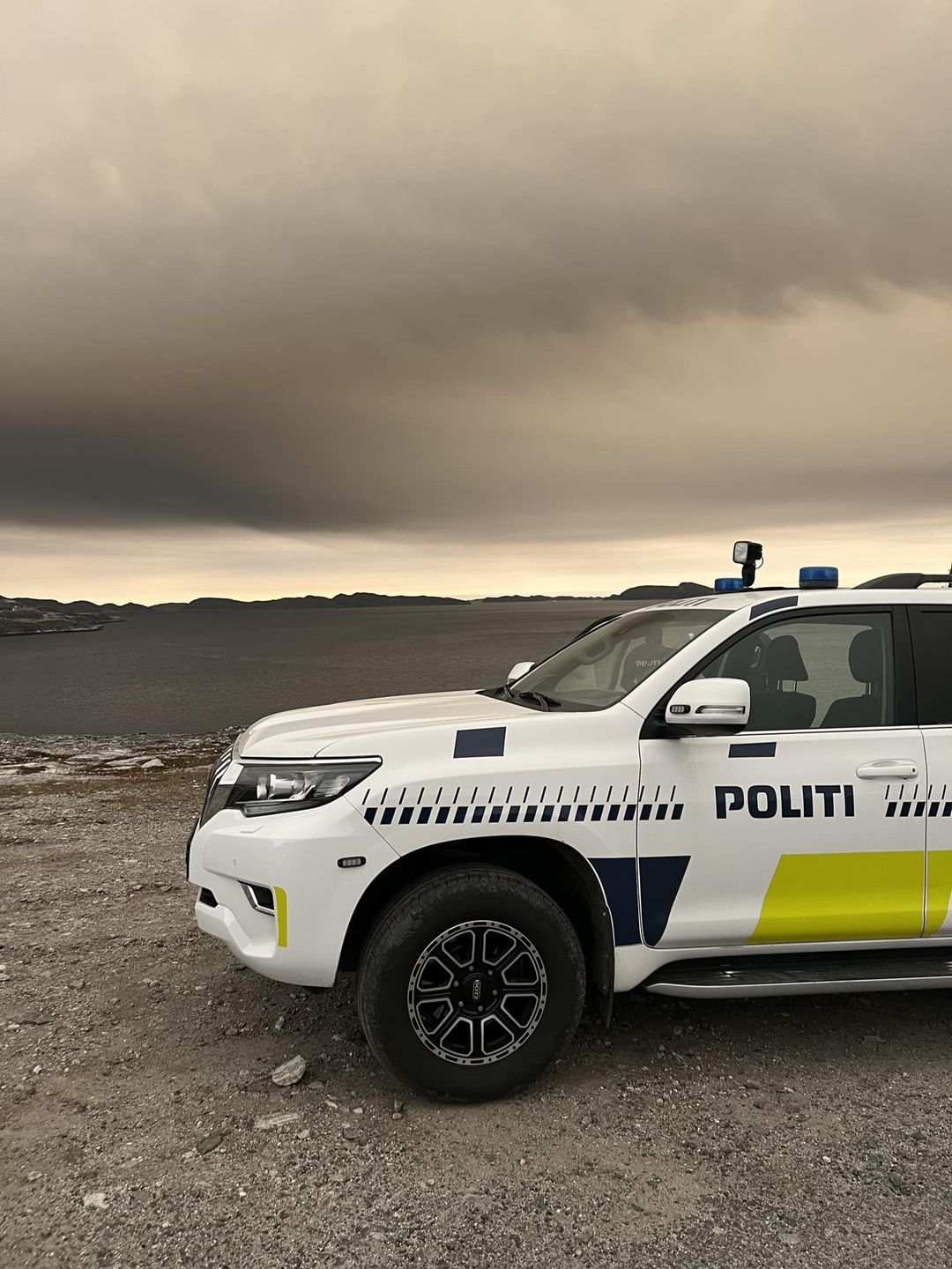 Greenland Residents Awaken to Brown Sky Due to Canadian Wildfires