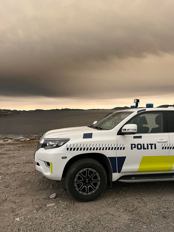 Greenland Residents Awaken to Brown Sky Due to Canadian Wildfires